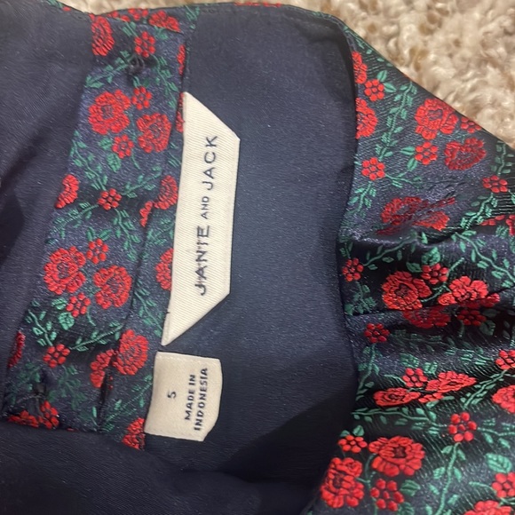 Janie and Jack - Picture 2 of 3